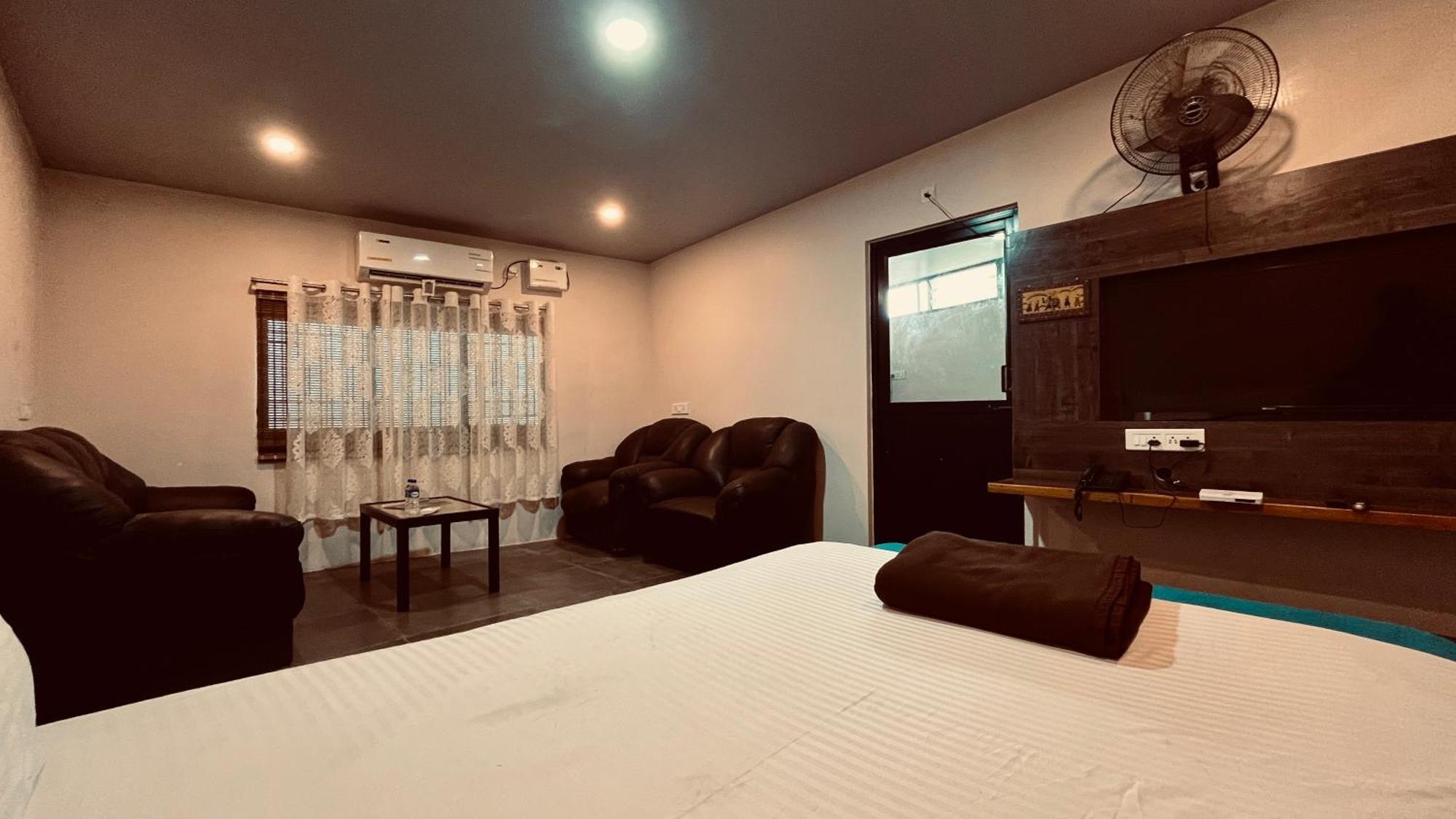 Mermaid Island Beach Resorts Pondicherry Luaran gambar